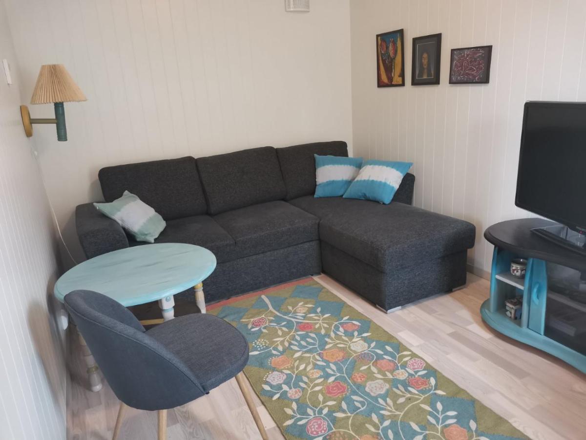 Karlotte'S Apartment Ballstad Bagian luar foto