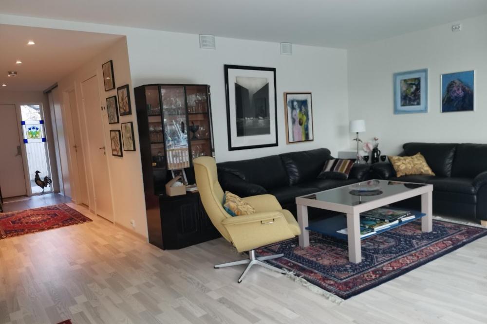 Karlotte'S Apartment Ballstad Bagian luar foto